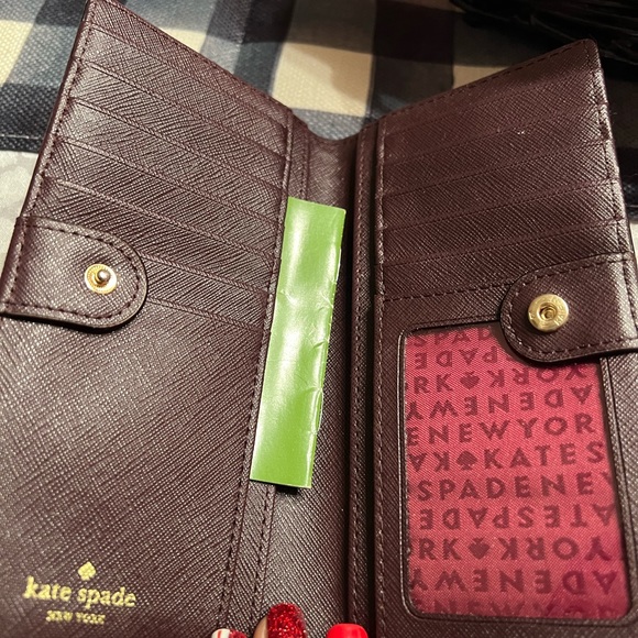 Kate Spade Wallet - Picture 4 of 4